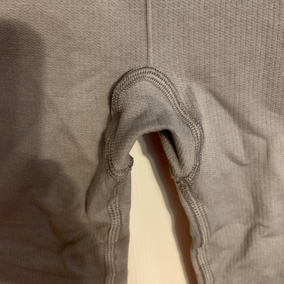 lululemon Capri Medium Compression Leggings - Picture 3 of 5